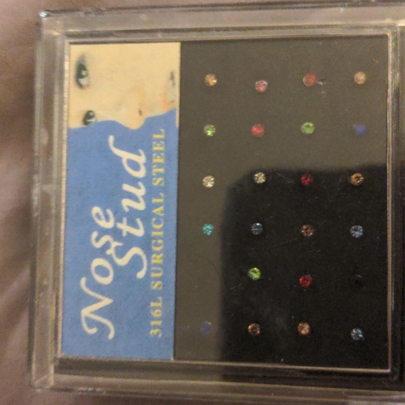 Nose Stud 316L Surgical Steel Nose Jewelry Piercing Women Jewelry 1.8MM - Picture 4 of 6